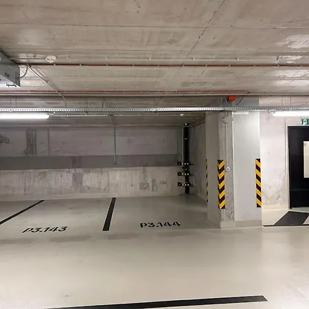 Zwirn, Free Parking, 24/7 Access Apartman *