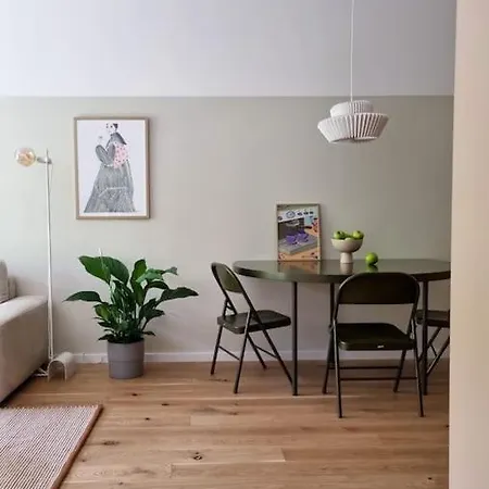 Apartment Zwirn, Free Parking, 24/7 Access Bratislava