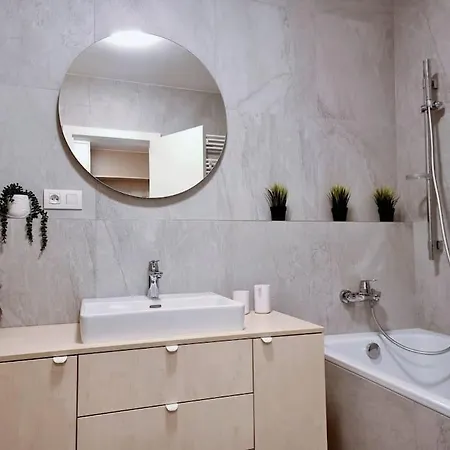 Zwirn, Free Parking, 24/7 Access Apartman