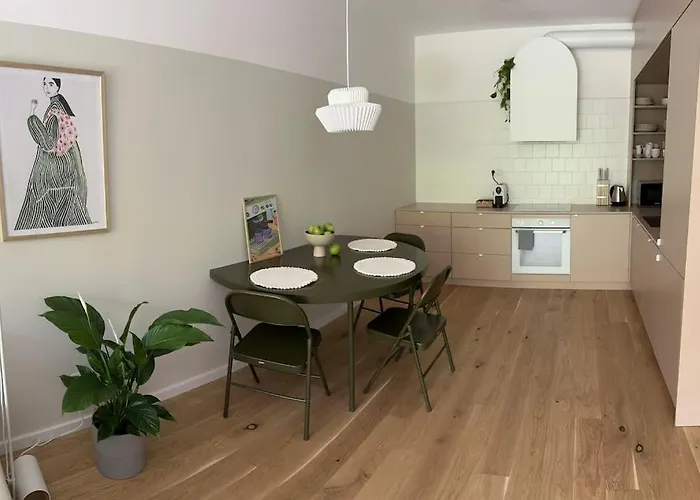 Zwirn, Free Parking, 24/7 Access *