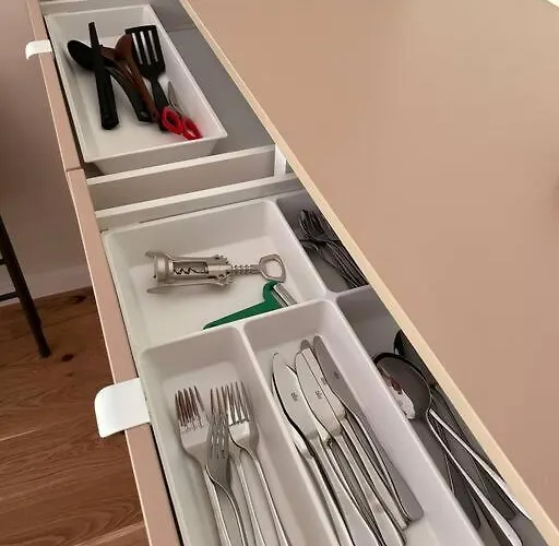 Zwirn, Free Parking, 24/7 Access *