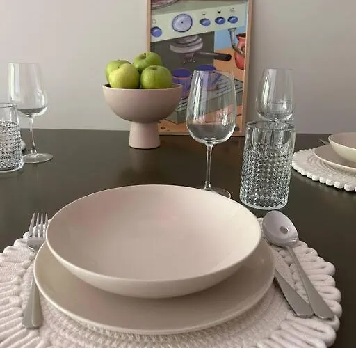 Zwirn, Free Parking, 24/7 Access *