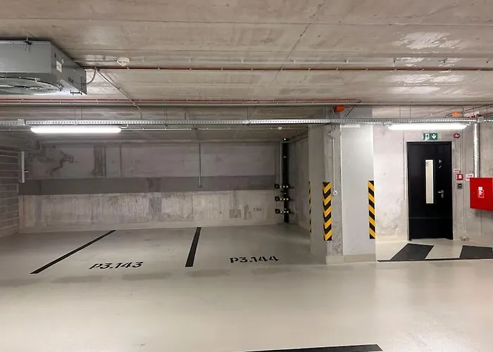 Zwirn, Free Parking, 24/7 Access Appartement *